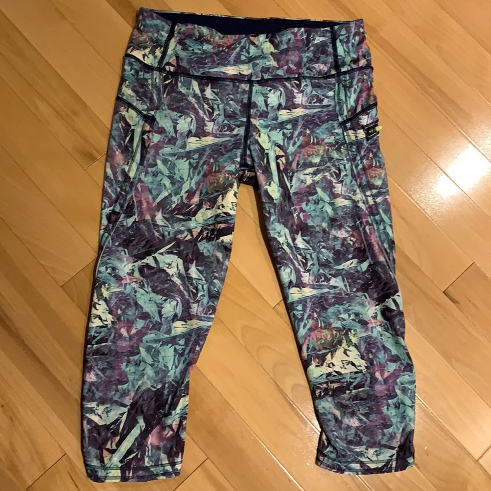 EUC Lululemon Run: Top Speed Crop - Iridescent Multi - size 6 (Pair#1)